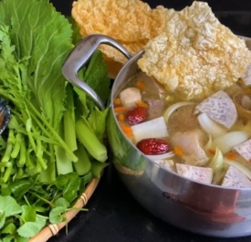 Lẩu bò thập cẩm