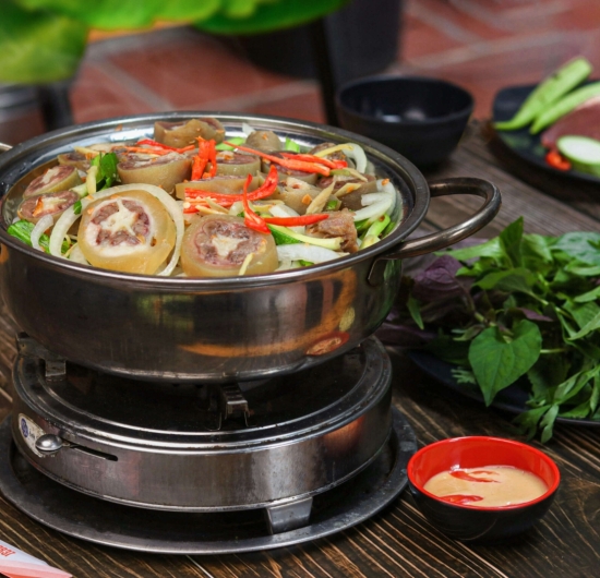 Đuôi bò hấp gừng